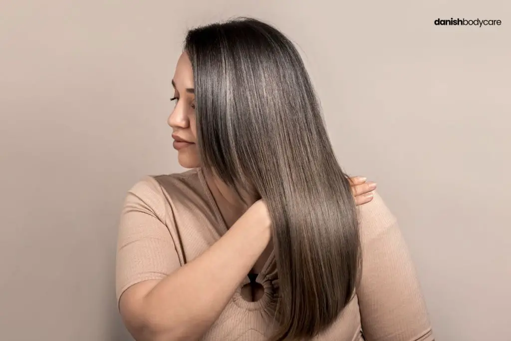 How To Get Rid Of Brassy Hair: 14 Tips To Remove Brassiness